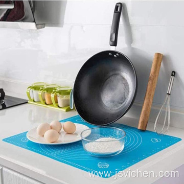 Pure silicone dough kneading mat with scale